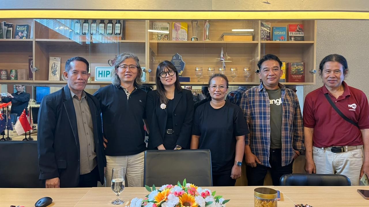 Gandeng Mitra AS, Ketum HIPMIKIMDO Ir Nunu Juhana,MBA Siapkan Karpet Merah UMKM Tembus Pasar Global c5469fdb-3763-430e-b5da-7c84052e8c35.jpg